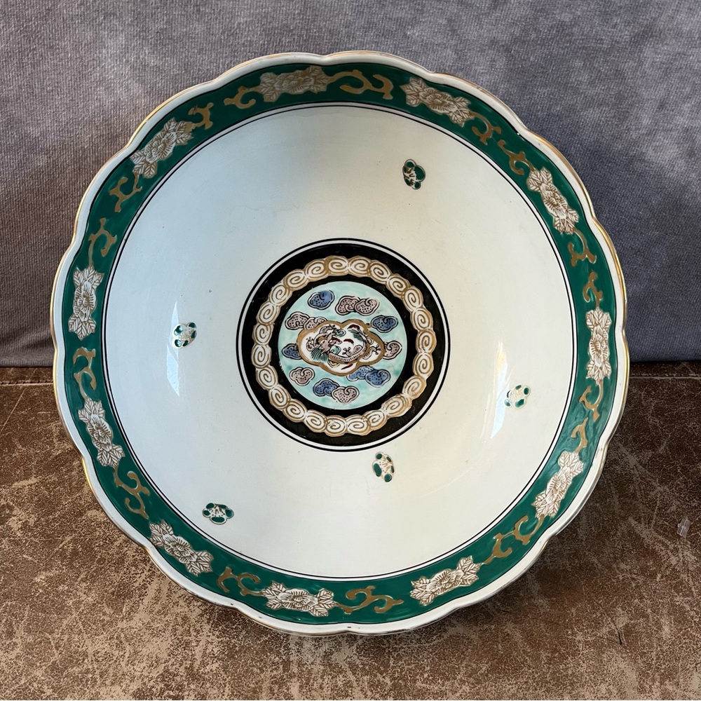 Vintage GOLD IMARI Japanese Hand Painted Serving Bowl Green White Gold 8.5" Diam
